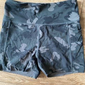 Zyia Camo Luxe Shorts